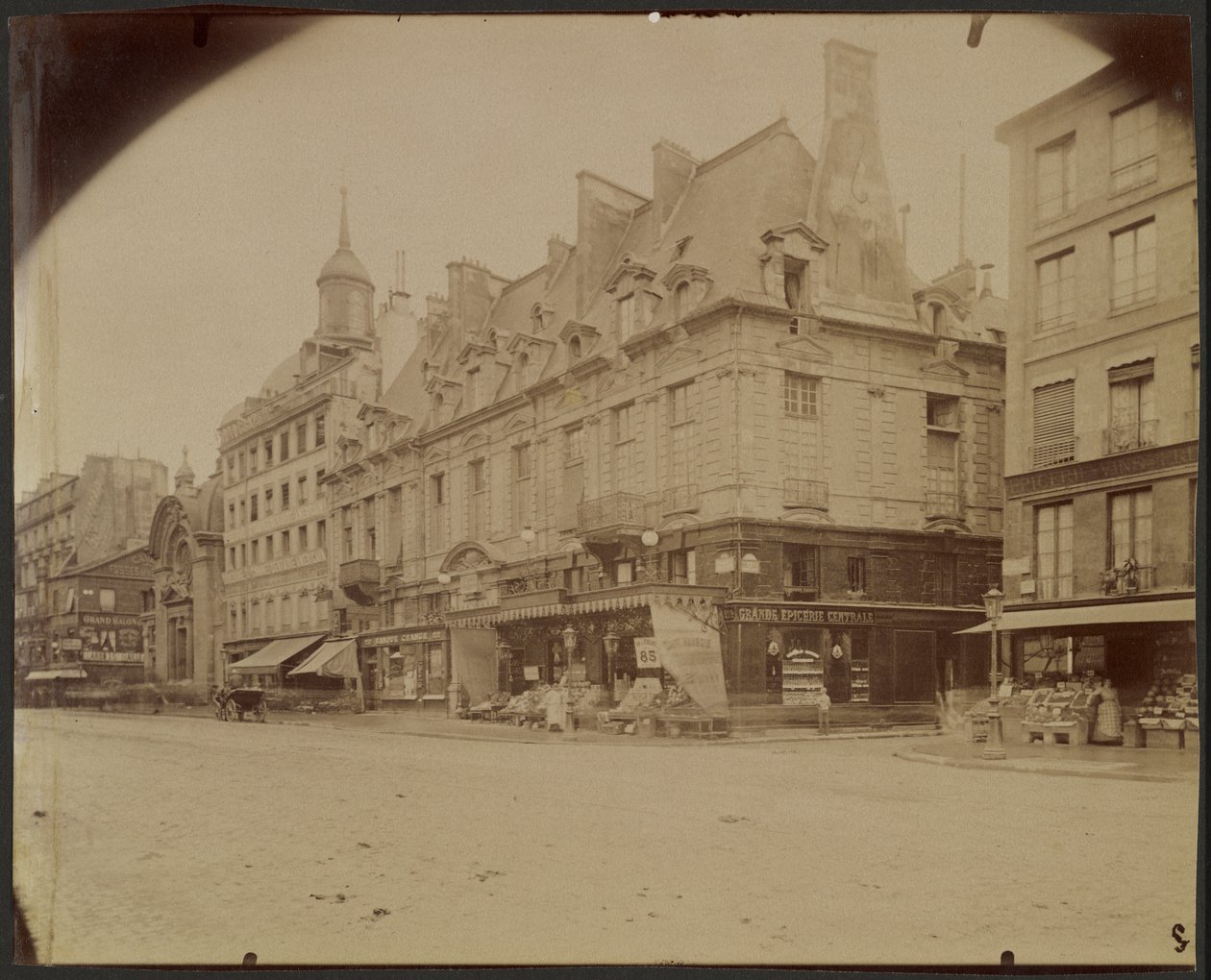 Hotel Mayenne door Eugène Atget