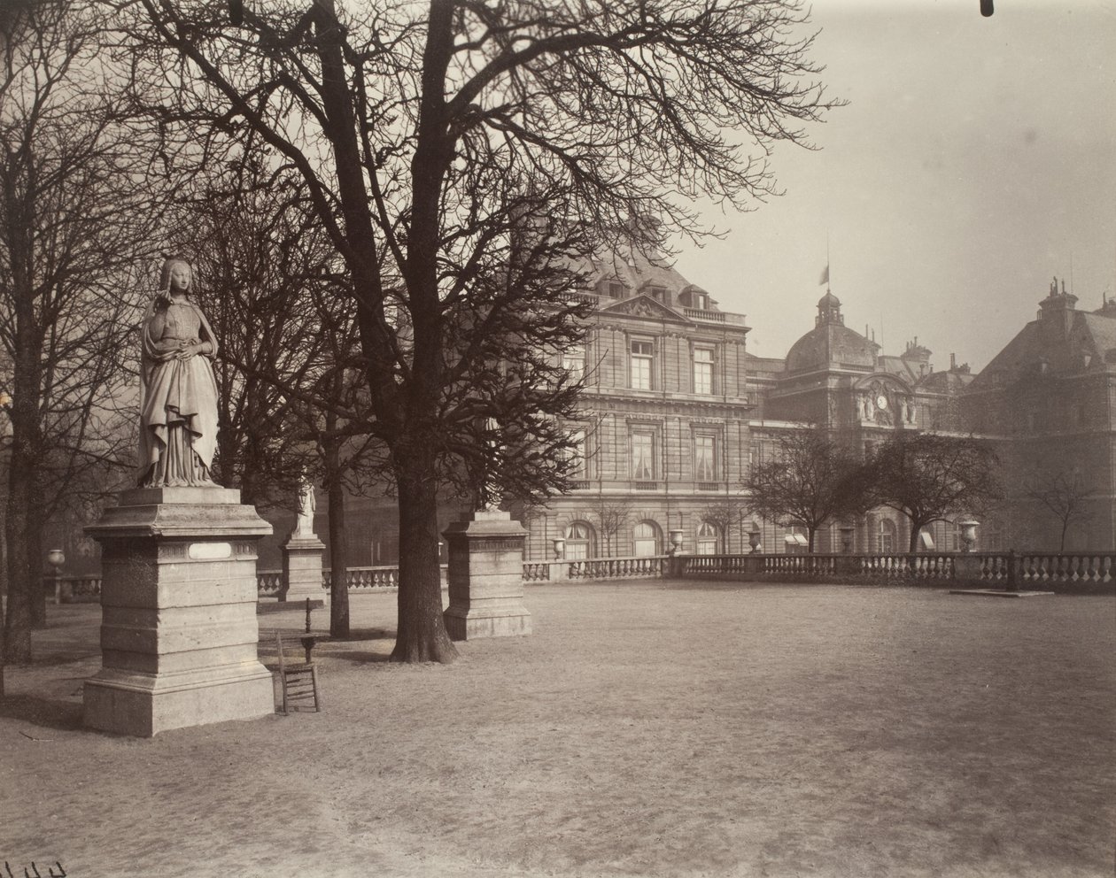 Luxemburg, Anne van Bretagne,1923-1926 (foto) door Eugène Atget