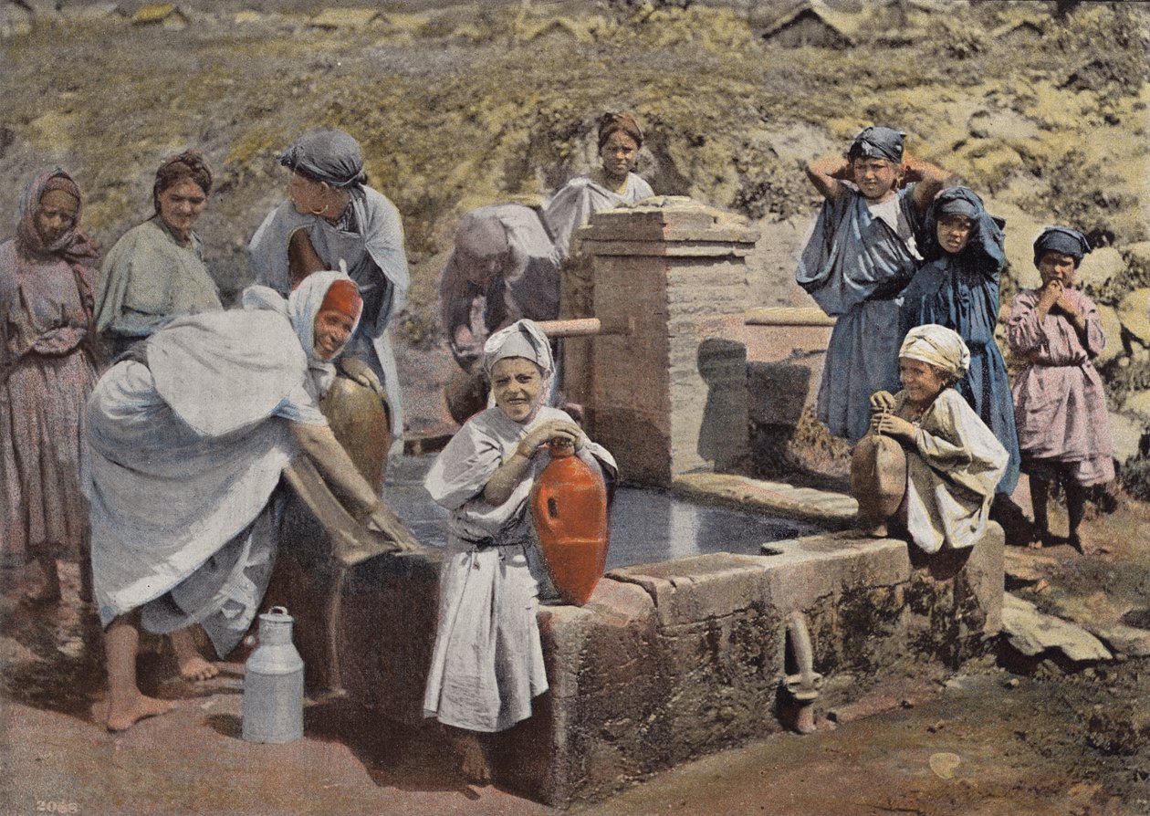 Kabylische Vrouwen Bij De Fontein door European Photographer