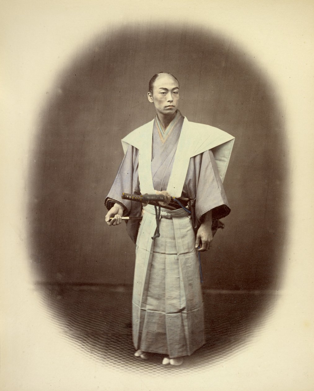 Japanse Yakonin in ceremoniekleding door Felice Beato
