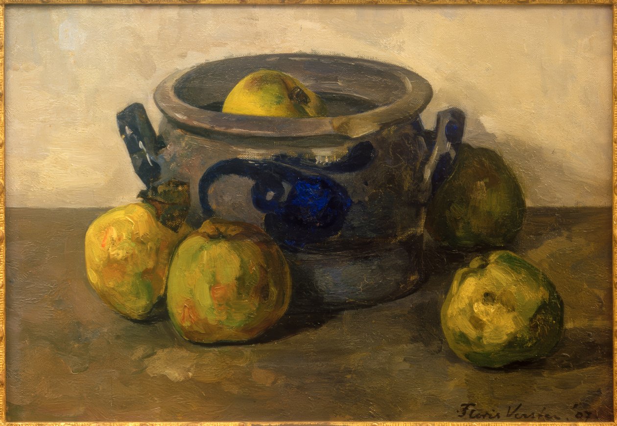 Steengoed pot met appels door Floris Verster