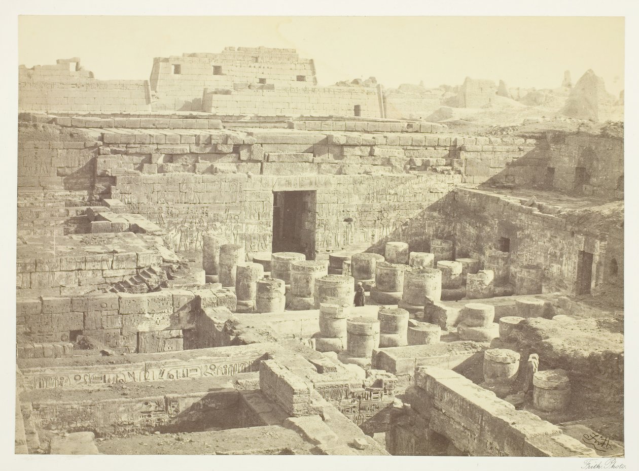 Nieuwe opgraving bij Medinet-Haboo, 1860, gedrukt 1862 door Francis Frith