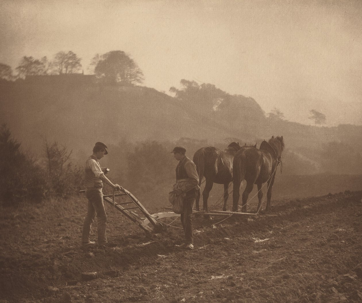 Etenstijd,c. 1890 (foto) door Frank Meadow Sutcliffe