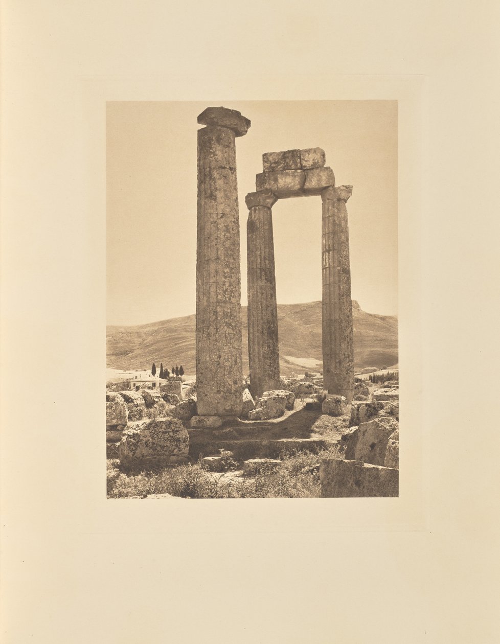 De tempel van Zeus in Nemea door Frédéric Boissonnas
