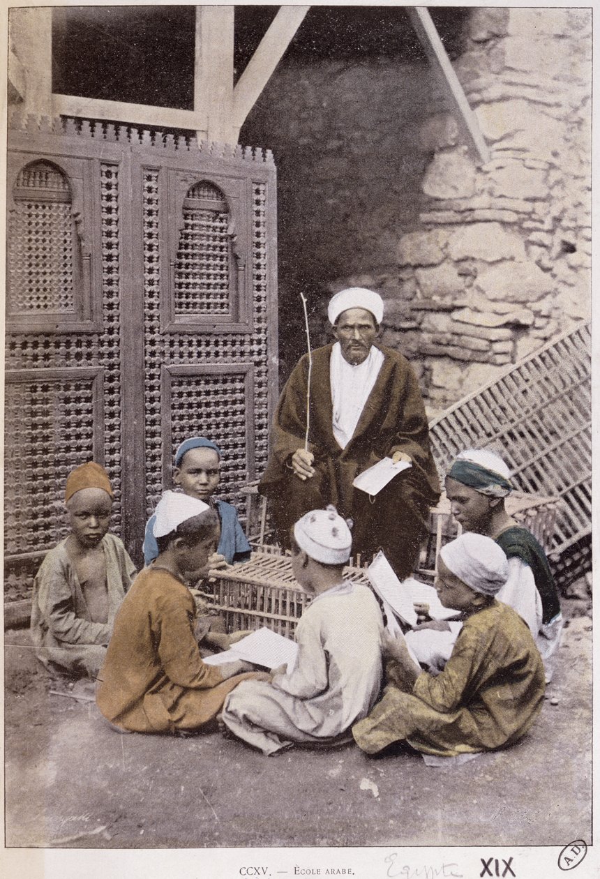 Een Arabische school in Caïro, ca. 1900 door French Photographer