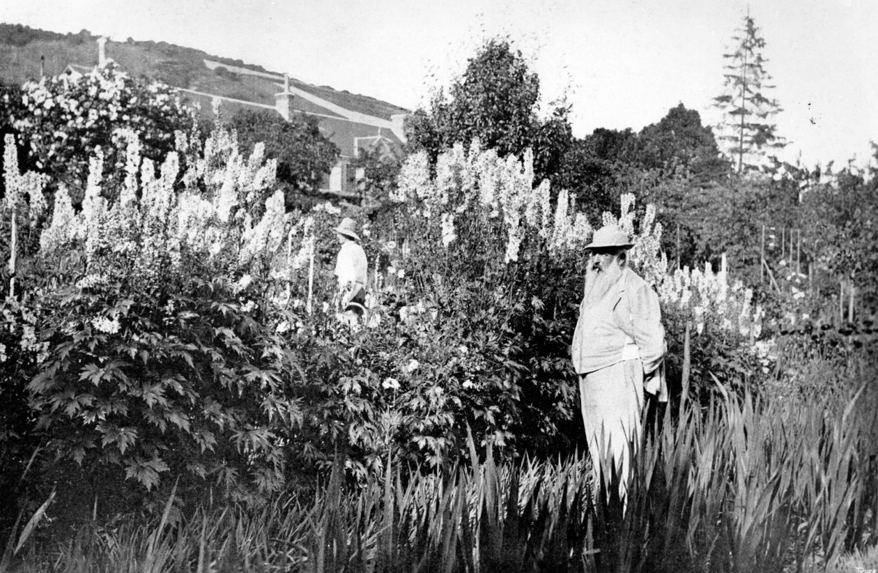 Claude Monet in Giverny, 1908 door French Photographer