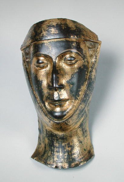 Dodenmasker van de vrouw van Herbert Lanier (gest. 1290) (verguld koper) door French School