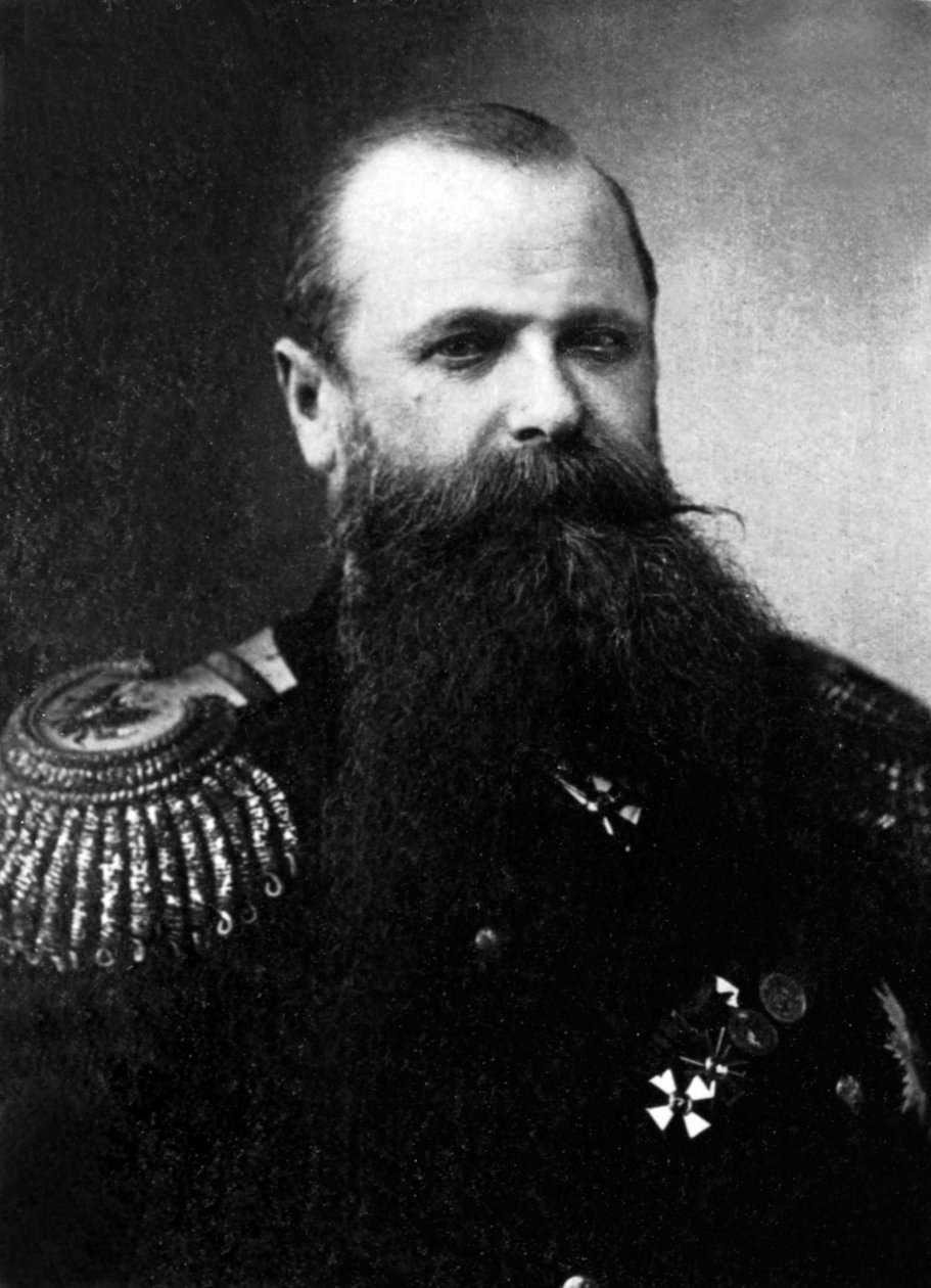 Portret van admiraal Makharoff door French Photographer