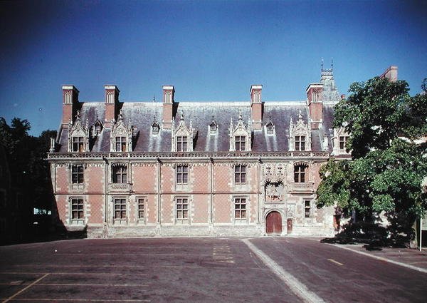 Gevel van de Louis XII-vleugel, 1498-1503 door French School