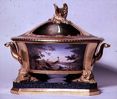 Terrine uit het Pruisische Diner Servies, Berlijn, 1816-19 door German School