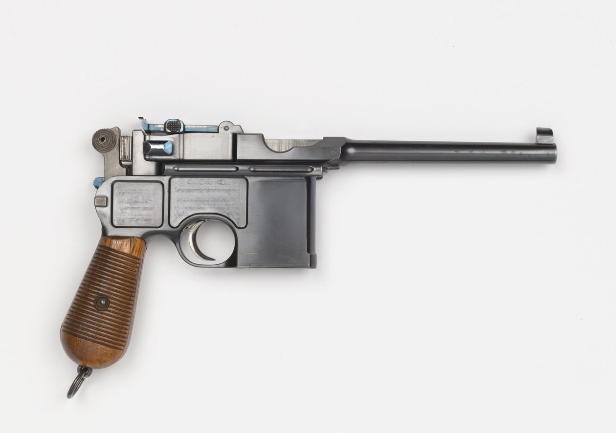 Mauser C96 7,63 mm pistool door German School