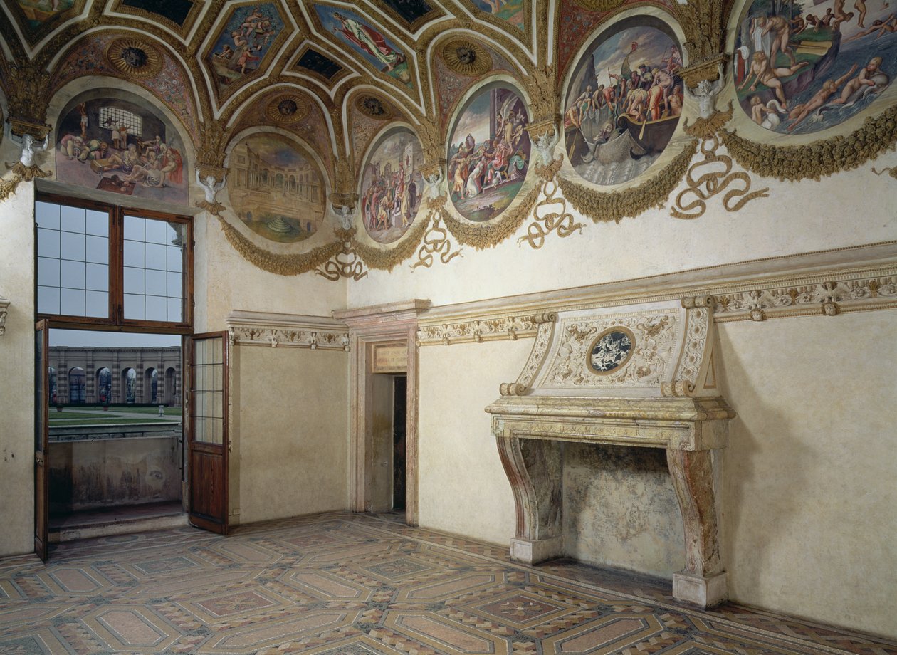 Zicht op de Camera dei Venti, met de stucwerkhaard en fries met zodiakronde boven, 1528 door Giulio Romano