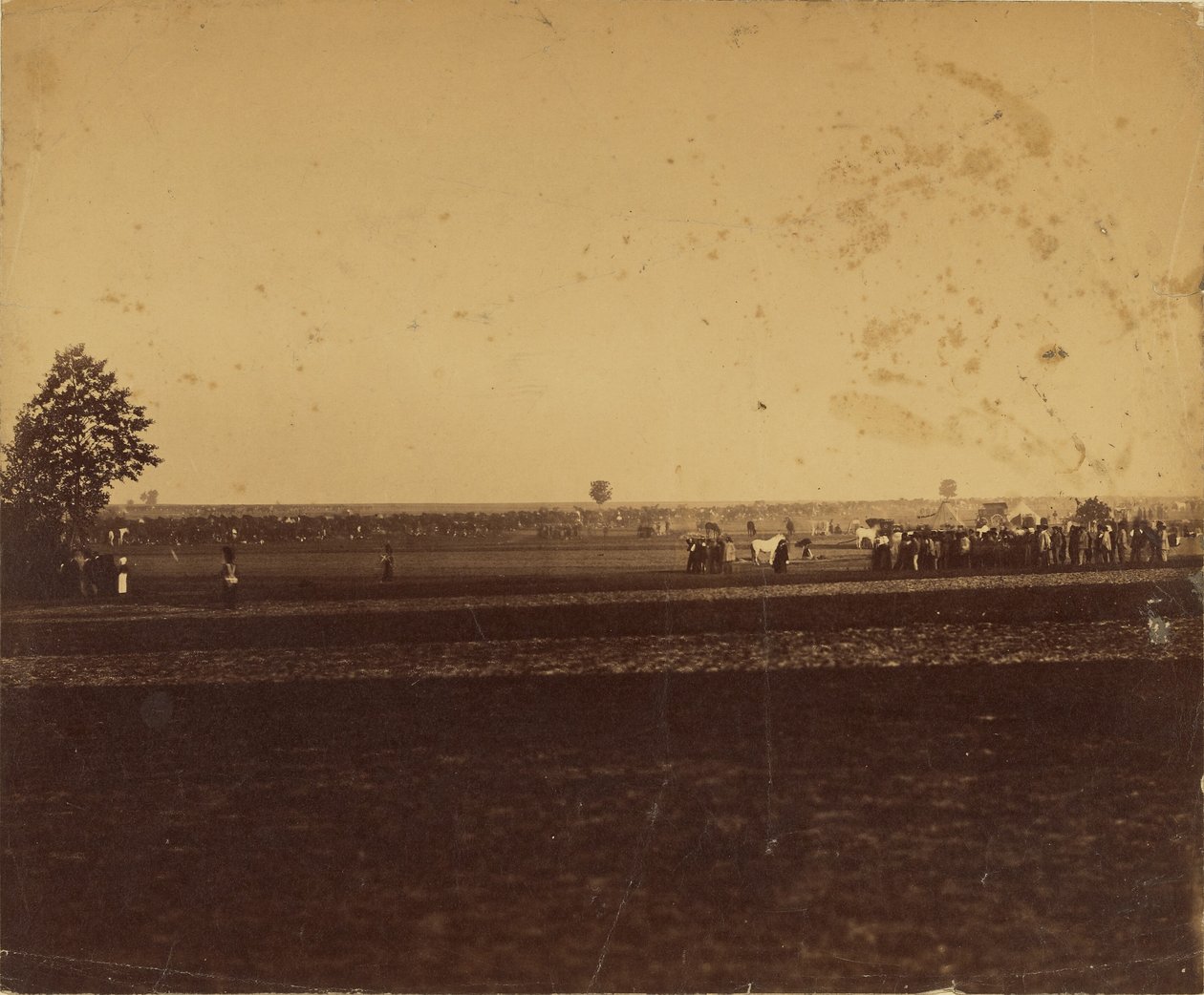 [Camp de Chalons]. door Gustave Le Gray