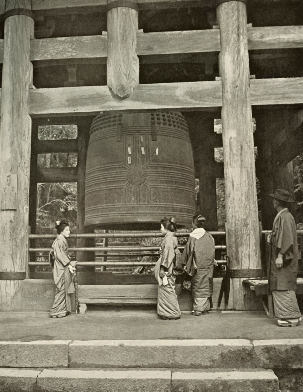 De Grote Klok in de Chio-In Tempel, 1910 door Herbert Ponting