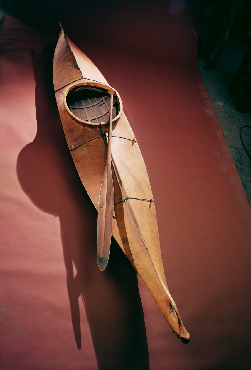 Tinglit-kajak (hout) door Inuit School