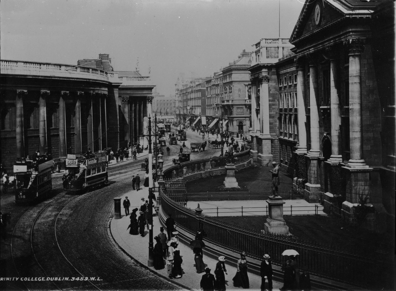 Trinity College Dublin door Irish Photographer