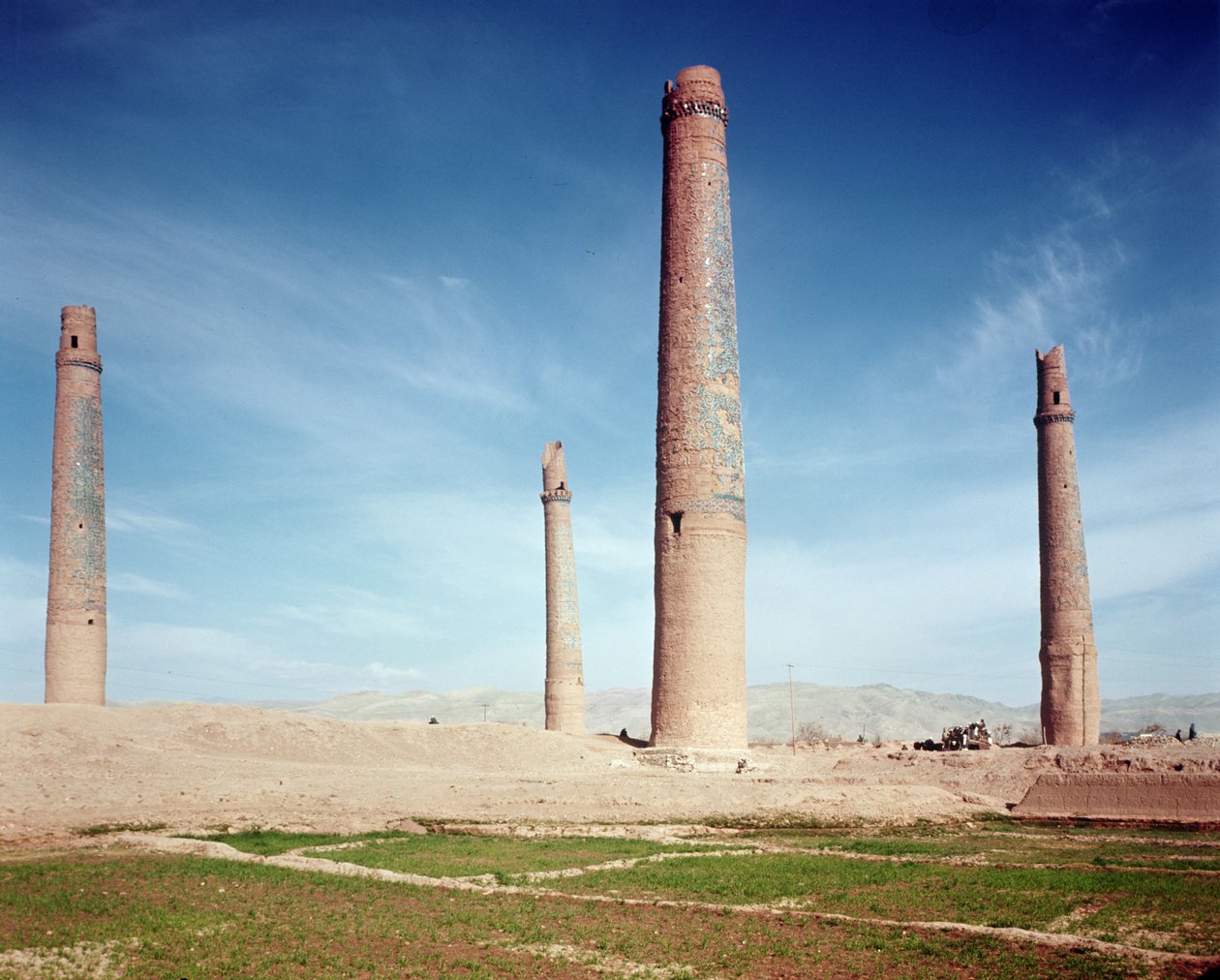 Minaretten van de Hussein Baiqara Madrasa door Islamic School