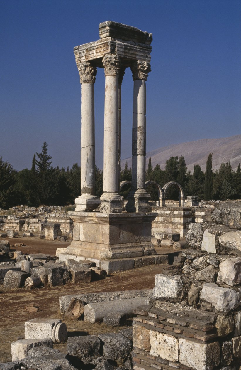 Tetrapylon, Umayyad Periode (661-750) door Islamic School