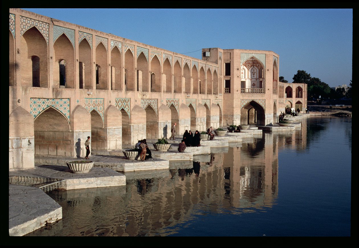 De Khaju Brug dam, Safavid Periode door Islamic School