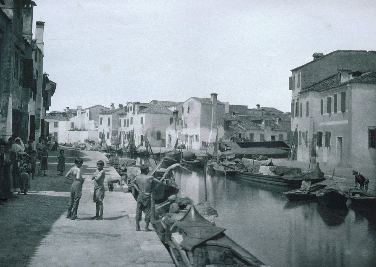 Uitzicht op een kanaal door Italian Photographer