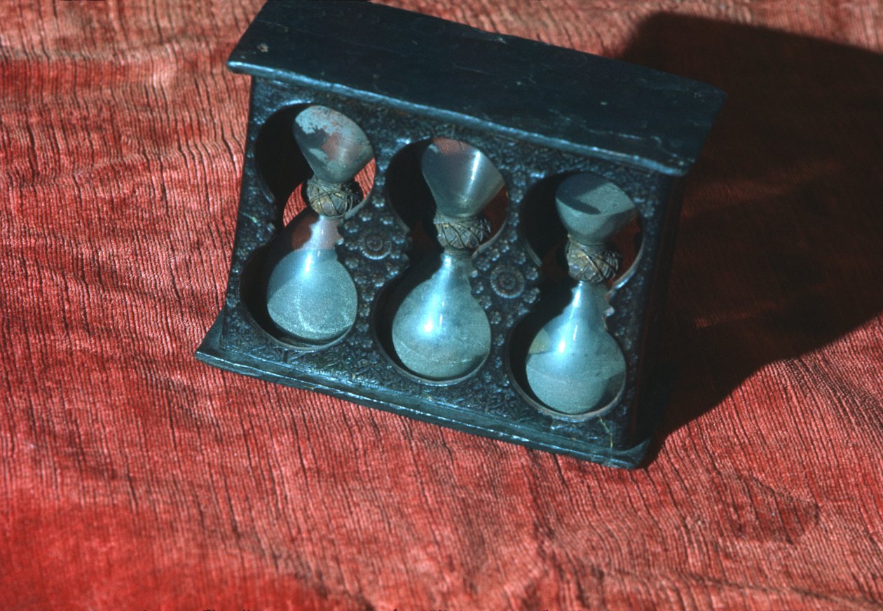 Italiaanse zandloper set, ca.1700 (hout, glas & zand) door Italian School