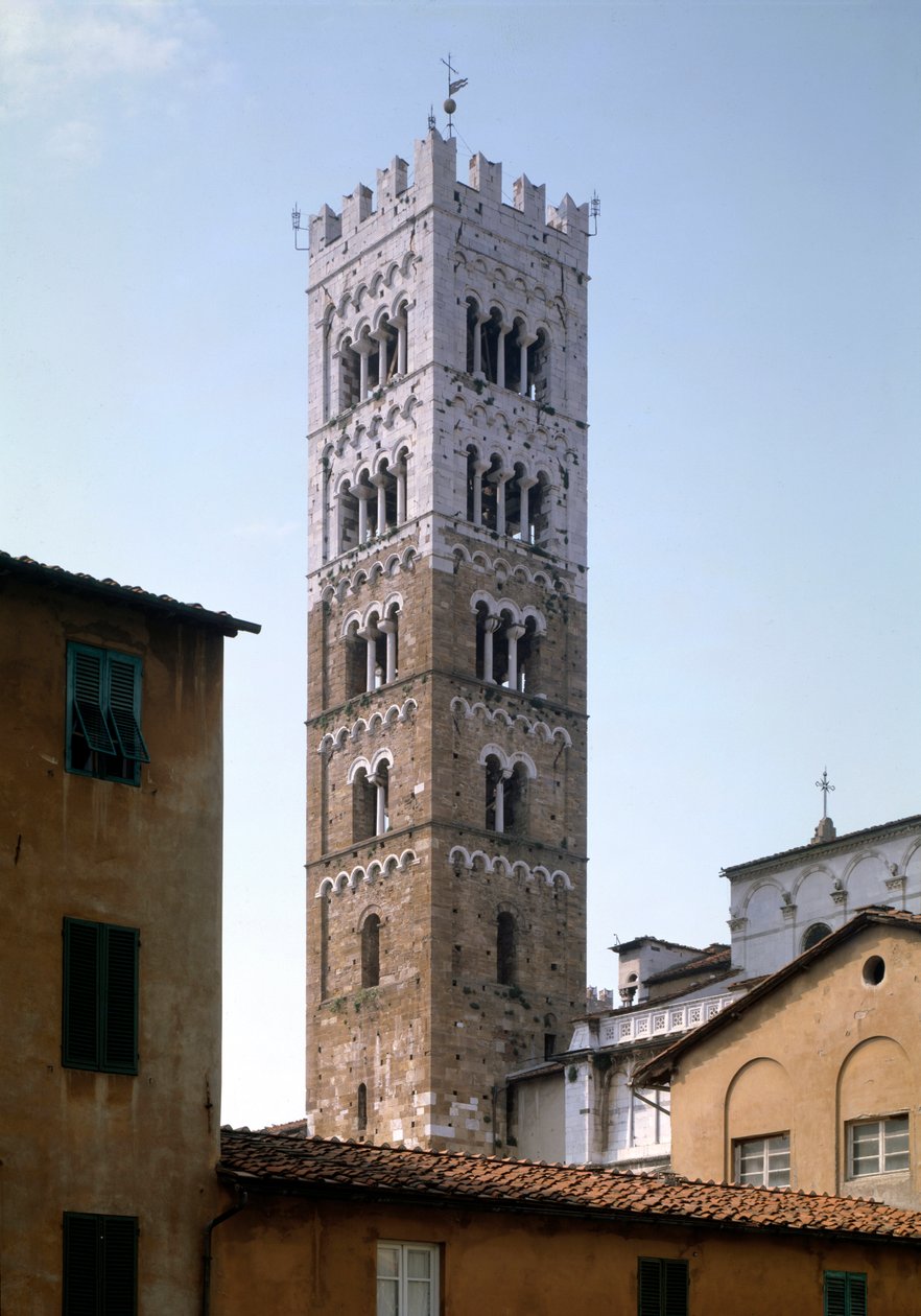Zicht op de klokkentoren door Italian School