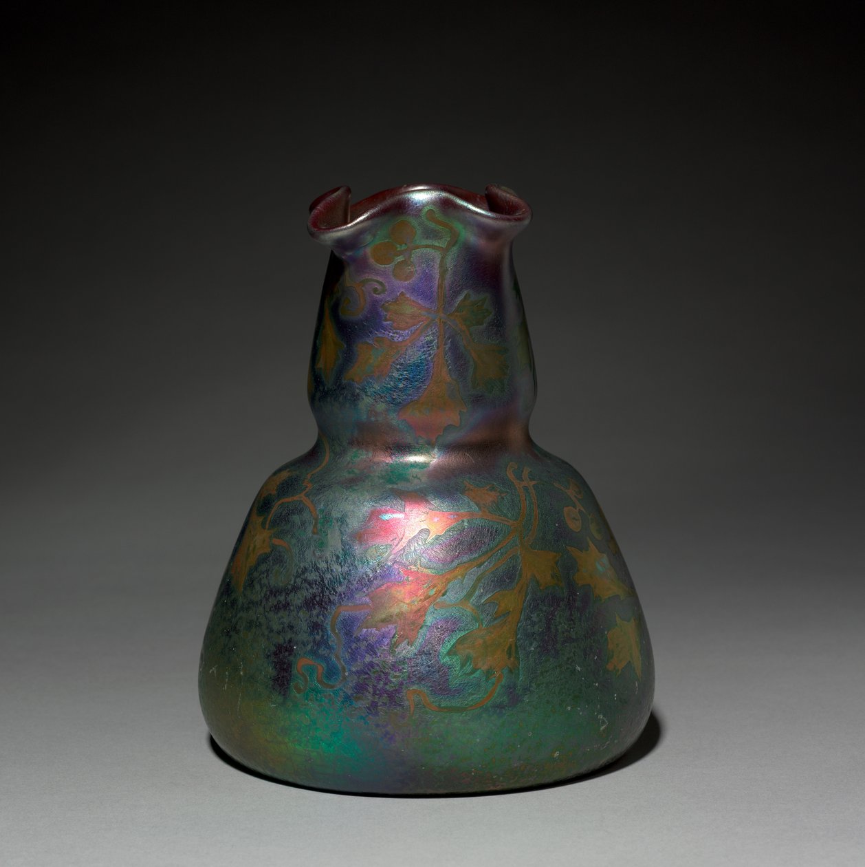 Vaas, gemaakt door Weller Pottery, VS, 1901-1907 door Jacques Sicard