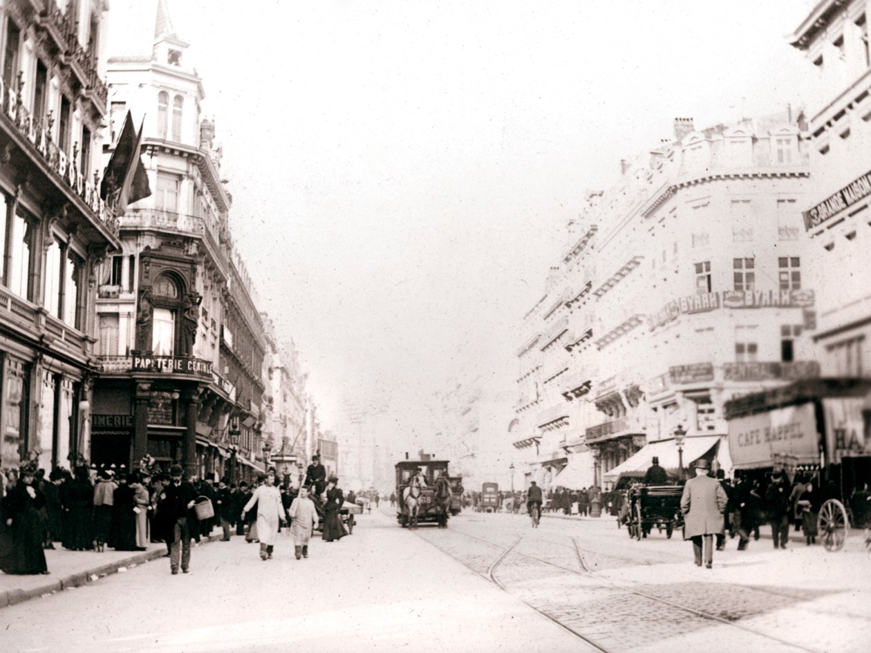 Straatscène, Brussel, 1898 door James Batkin