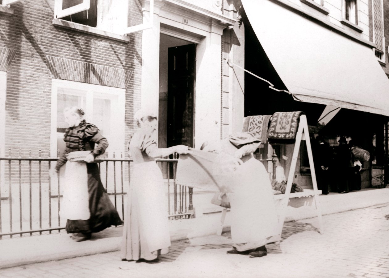 Vrouwen, Rotterdam, Nederland, 1898 door James Batkin