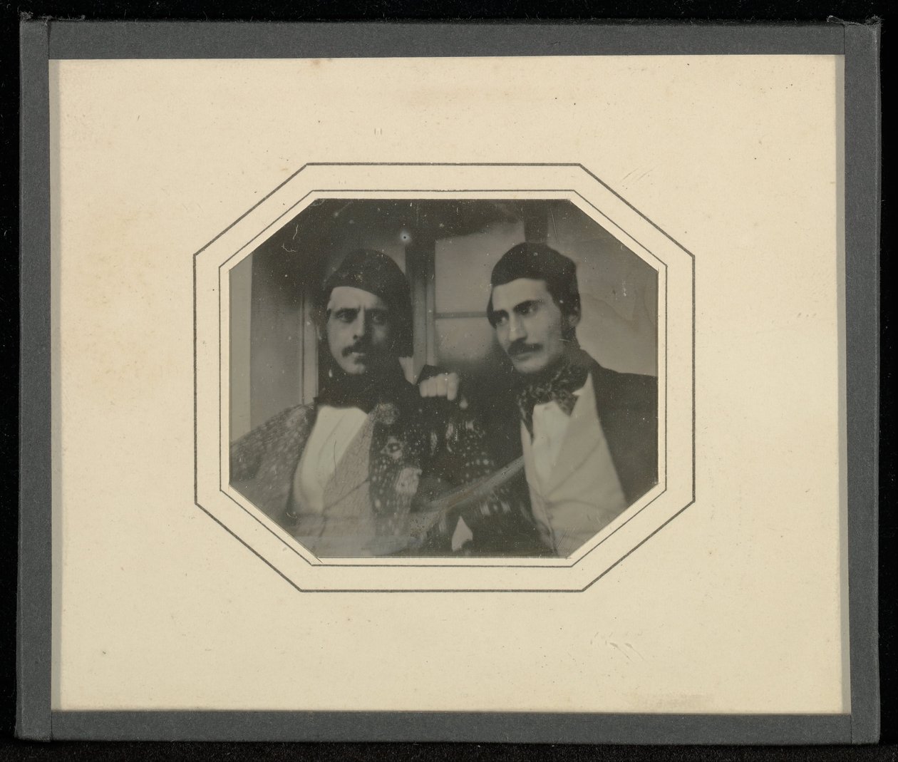 (Portret van twee mannen met snor) door Jean Gabriel Eynard