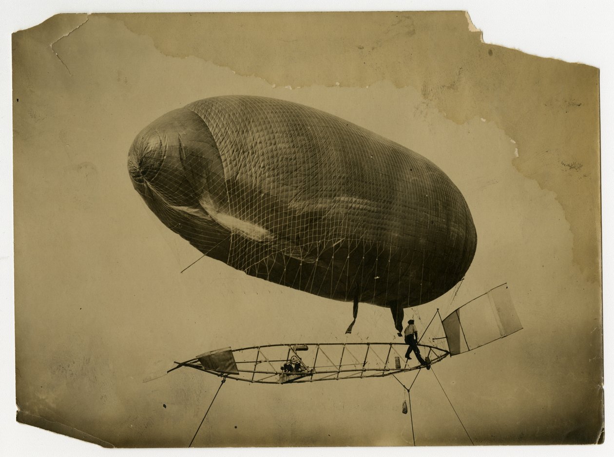 Luchtschip "California Arrow" door Jessie Tarbox Beals