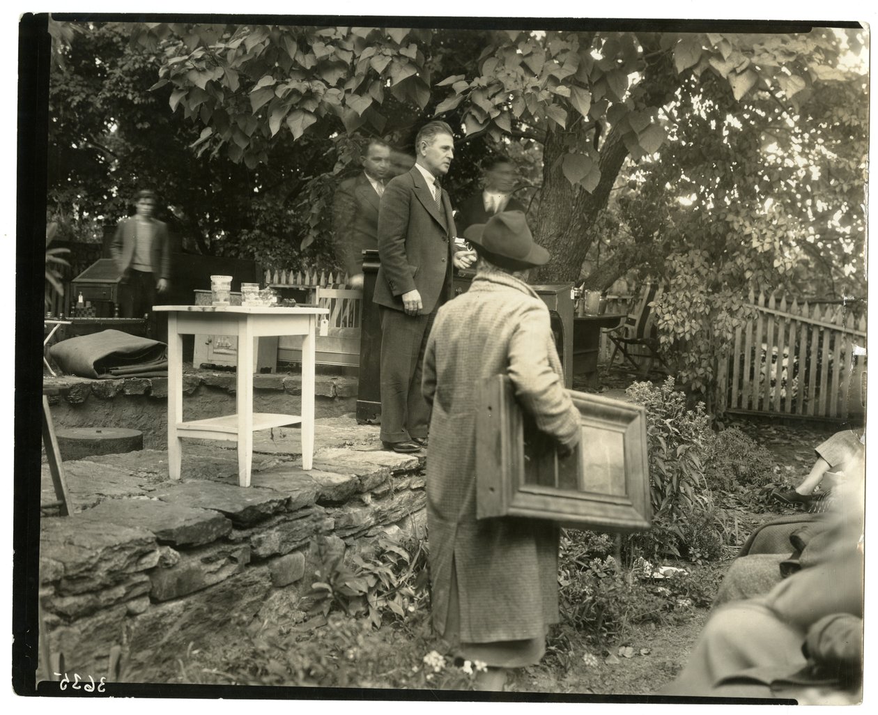 John W. Mitchell door Jessie Tarbox Beals