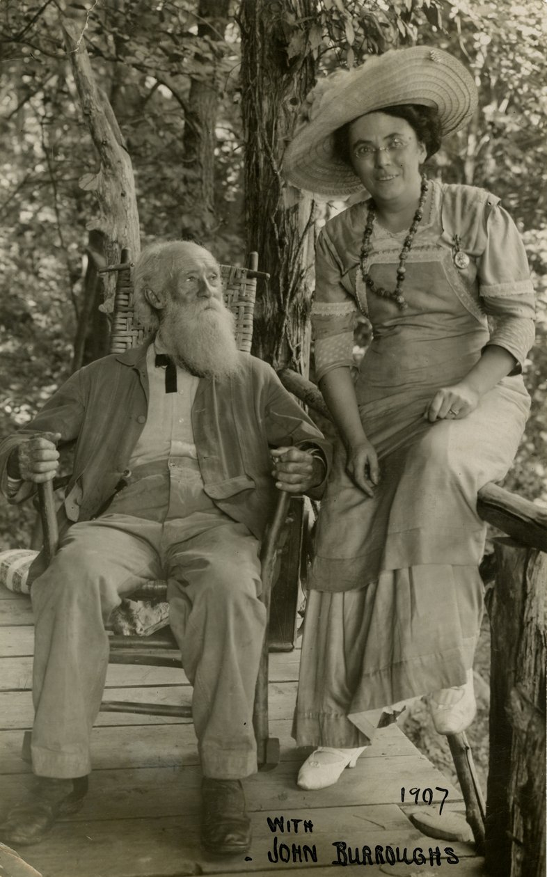 Met John Burroughs 1907 door Jessie Tarbox Beals