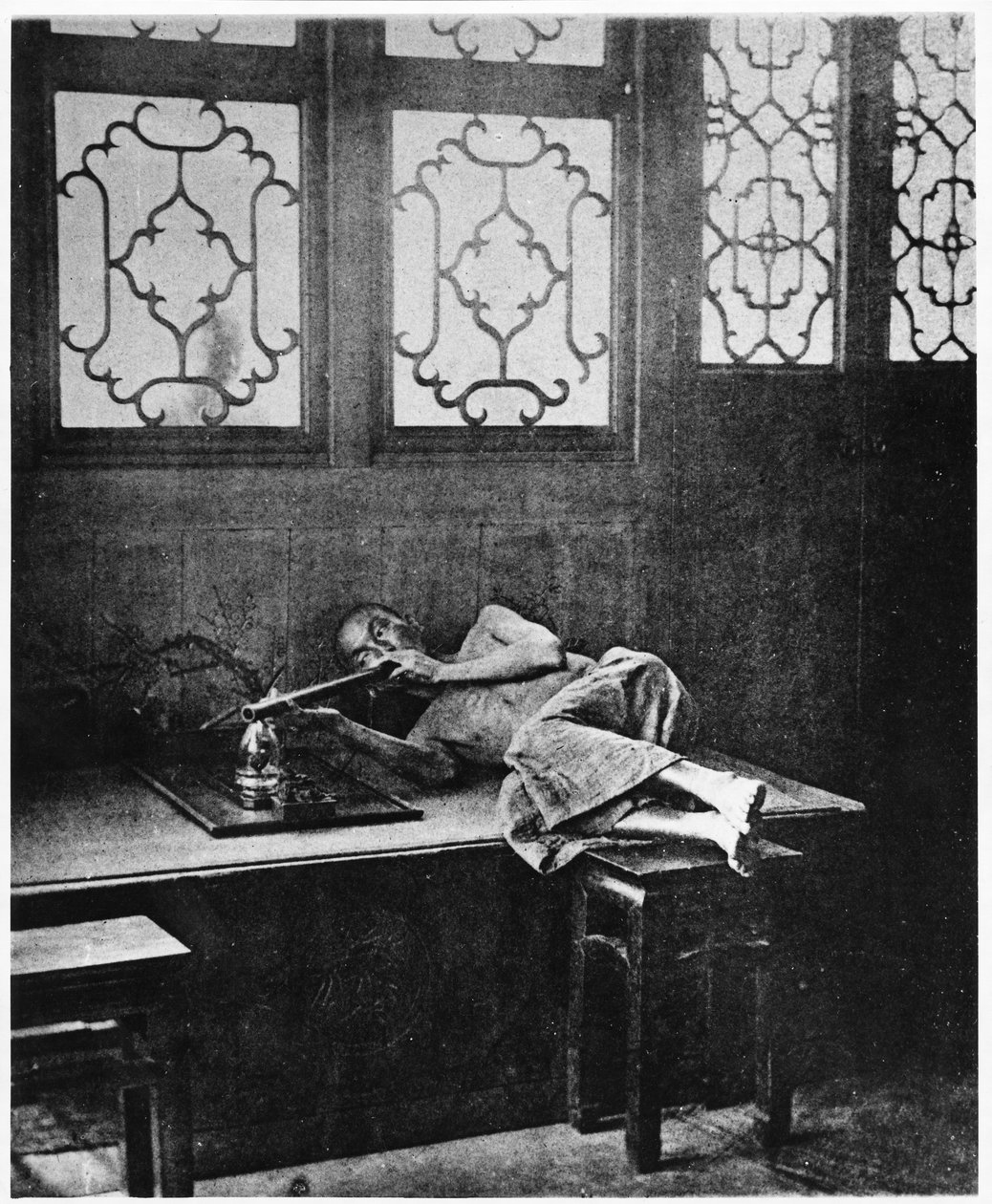 Opiumroker door John Thomson