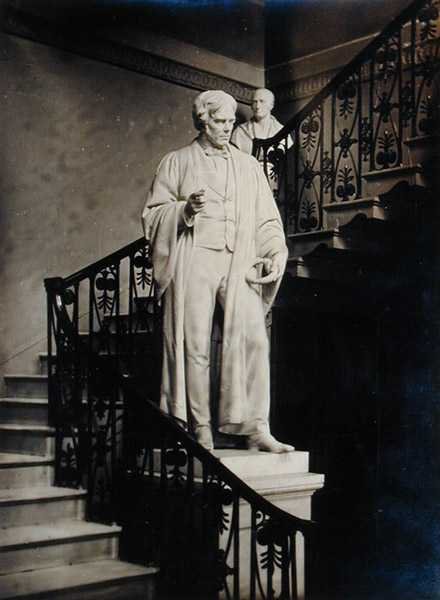 Michael Faraday door John Henry Foley