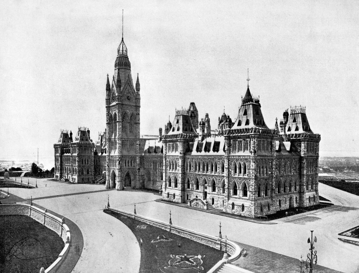 Parlementsgebouwen, Ottawa, Canada door John L. Stoddard