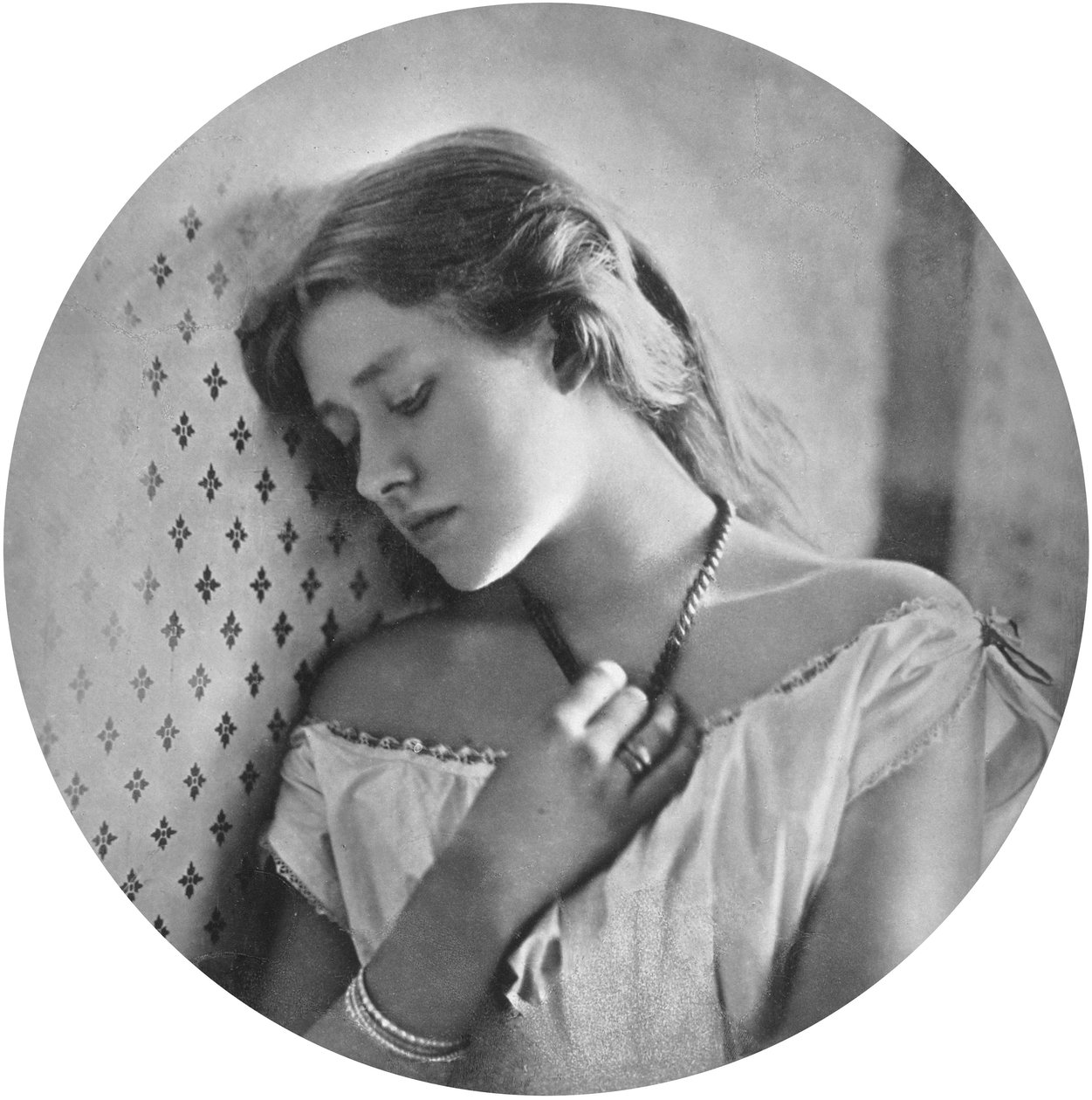 Ellen Terry op haar zestiende door Julia Margaret Cameron