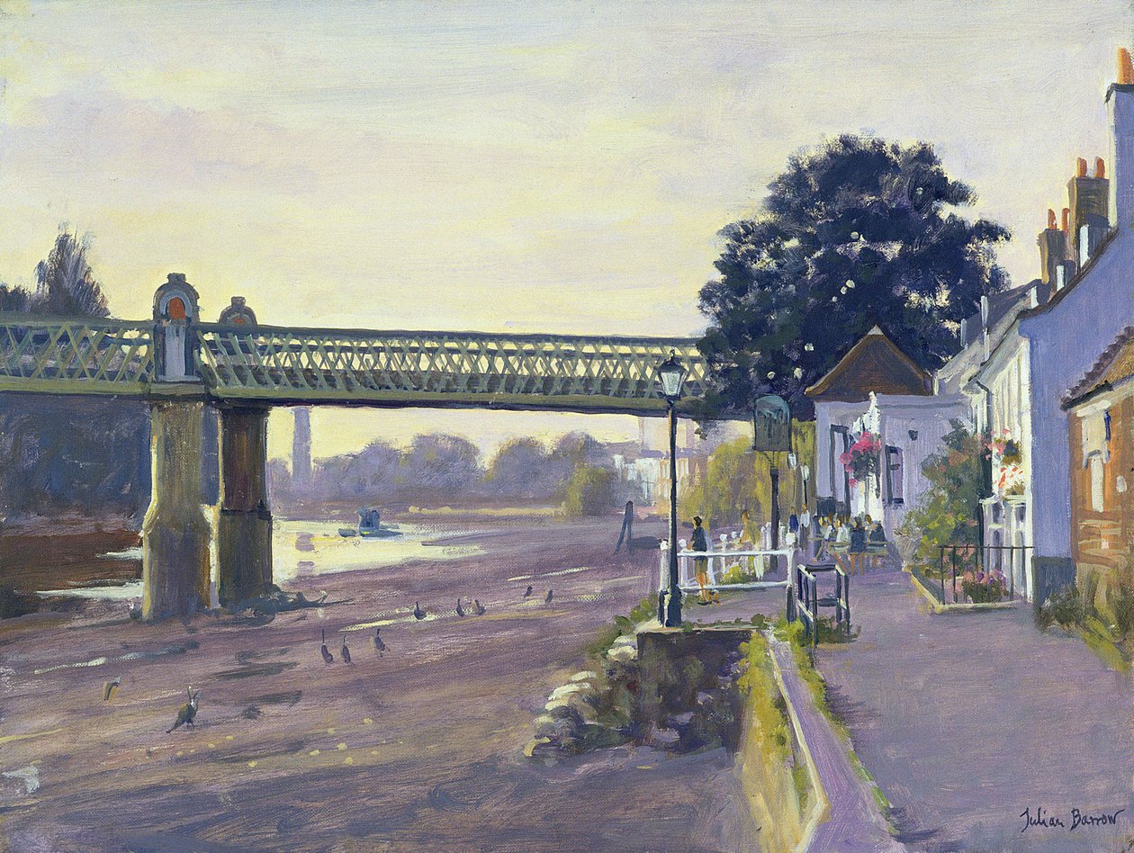 Strand on the Green door Julian Barrow