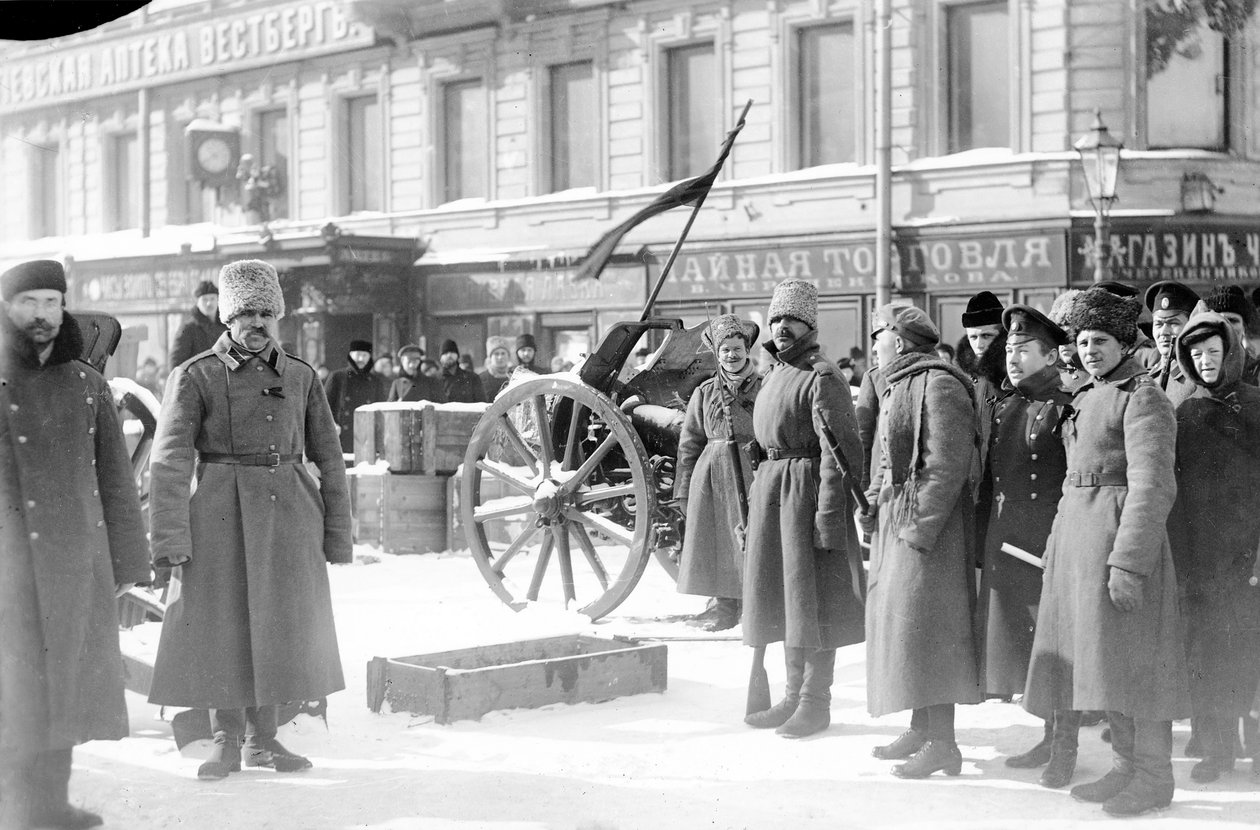 Barricades op Liteiniy Prospekt, St. Petersburg, februari 1917 door Karl Karlovich Bulla