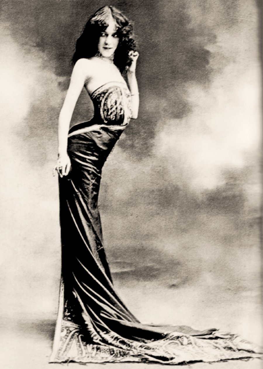 Portret van Edith La Sylphe door Alec Hunter