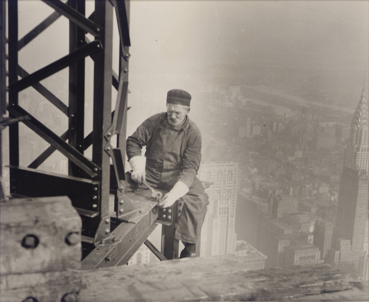 Empire State Building in aanbouw door Lewis Wickes Hine