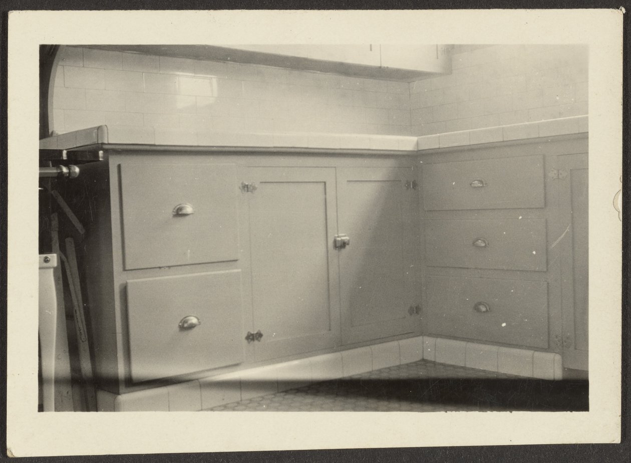 [Kasten] door Louis Fleckenstein