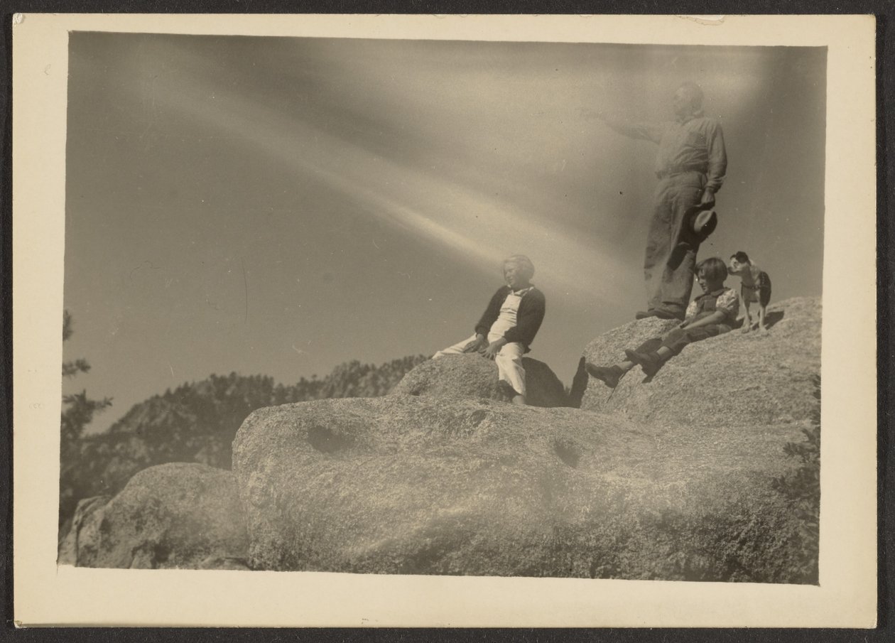 [Figuren op Stenen]. door Louis Fleckenstein