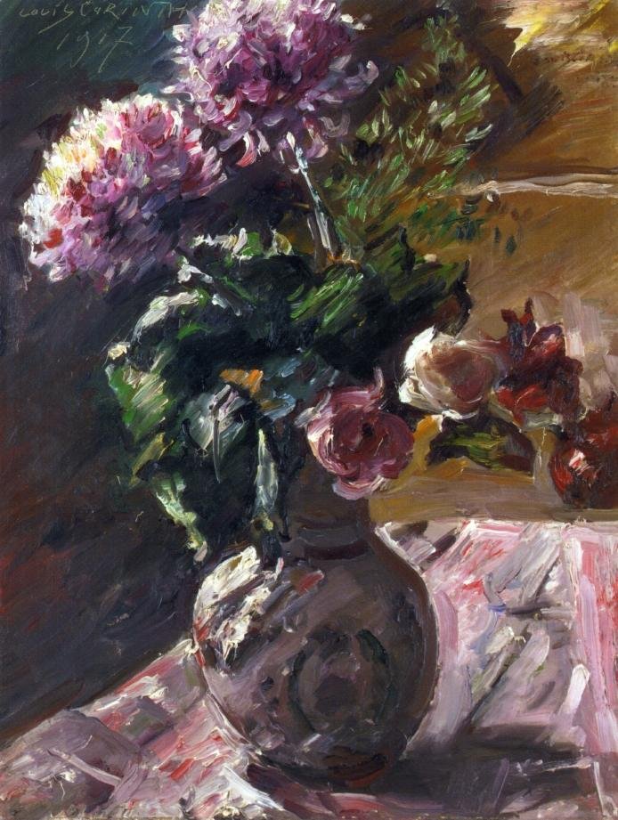 Chrysanten en rozen in een kruik door Lovis Corinth