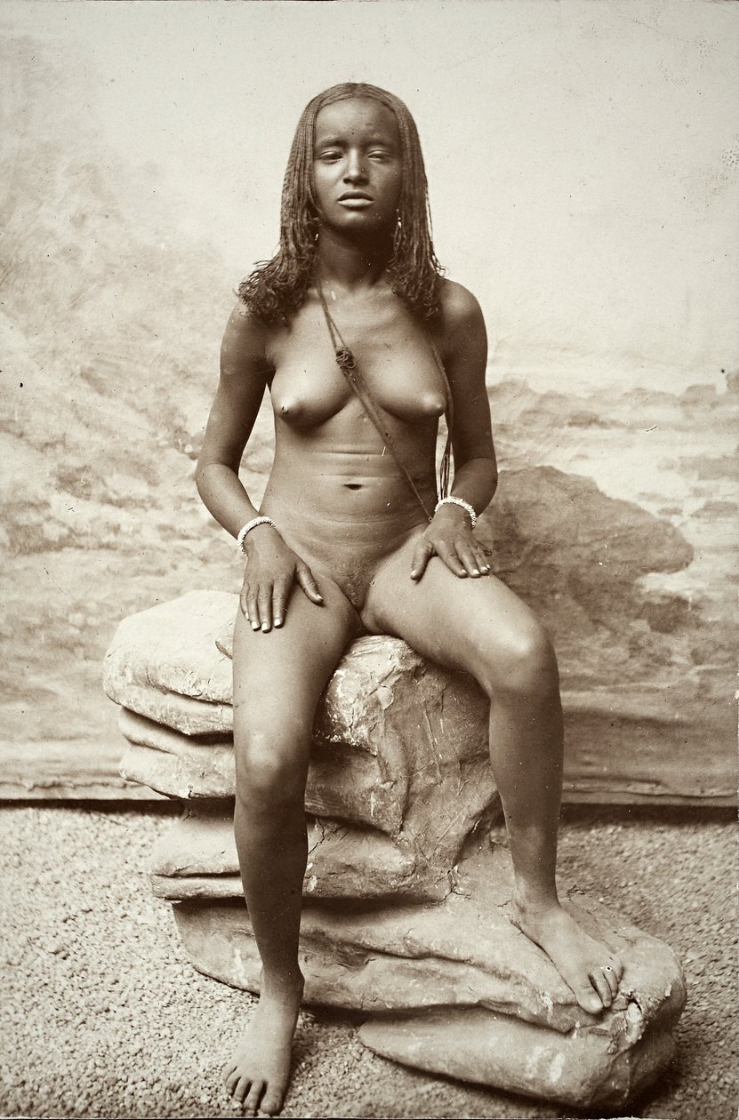Vrouw, Eritrea, c.1880-90 door Luigi Naretti