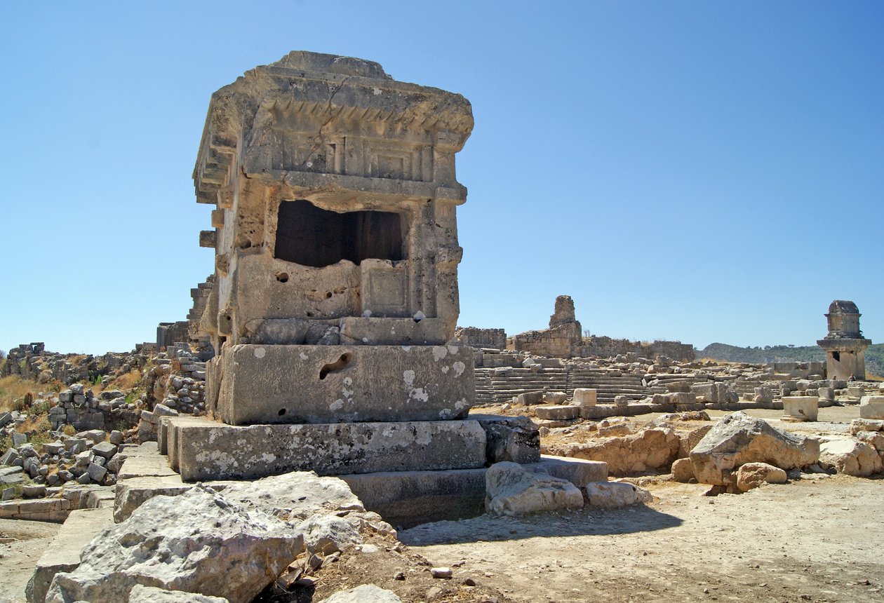 Zuilgraf, Xanthos, Turkije door Lycian