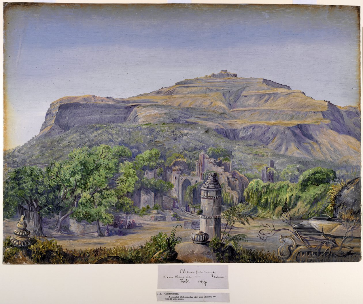 Champaneer, nabij Baroda, India door Marianne North