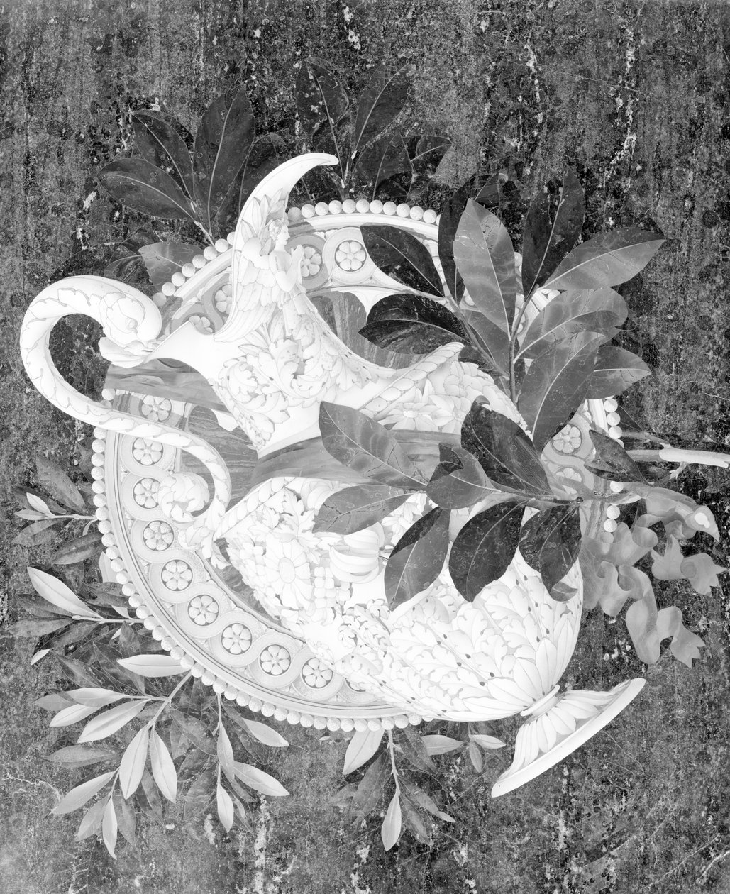 Vaas met bloemen, detail van het altaar, Basilica di San Lorenzo, Florence, Italië door Matteo Nigetti