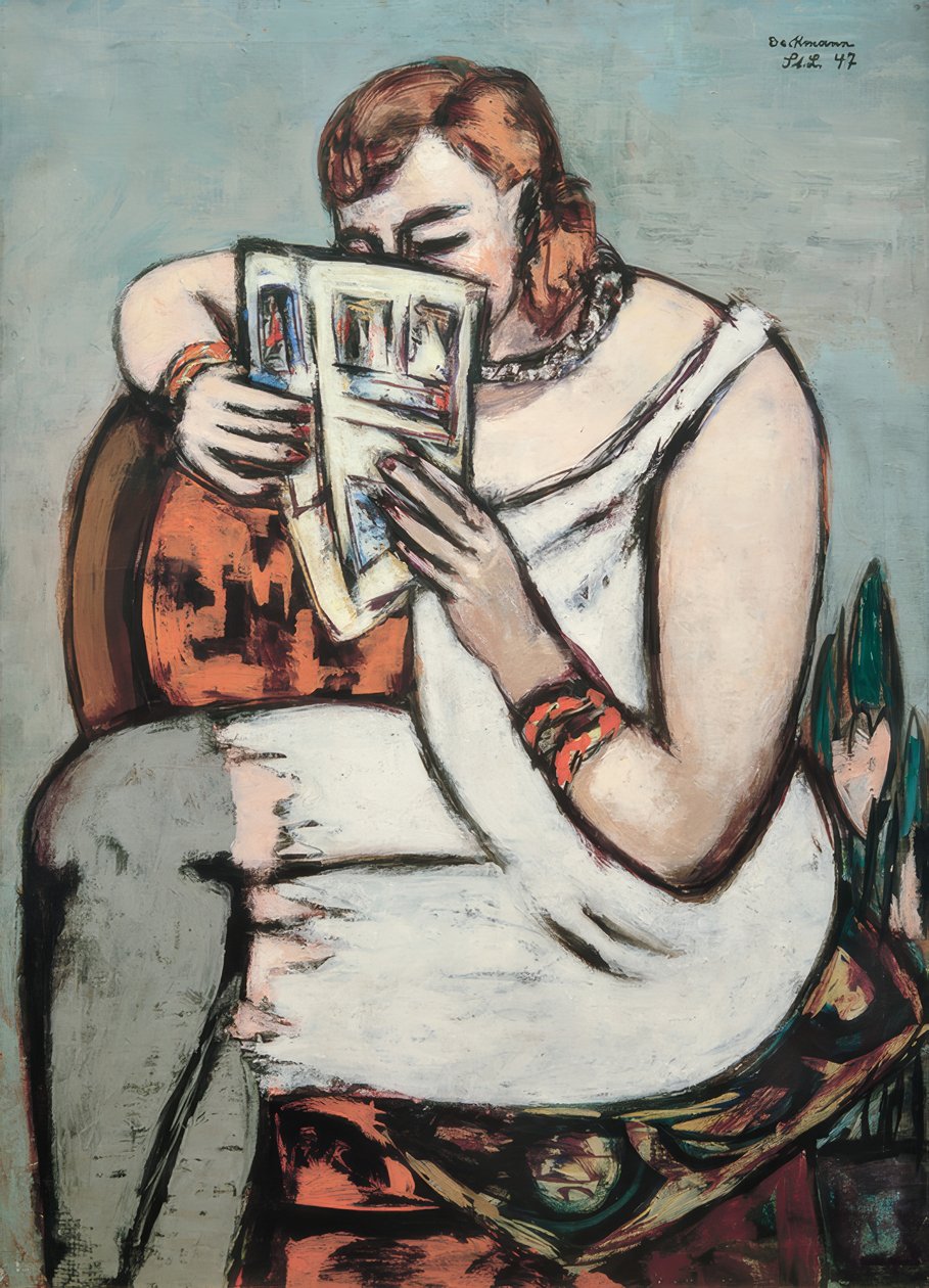Vrouw in wit hemd (lezend) door Max Beckmann