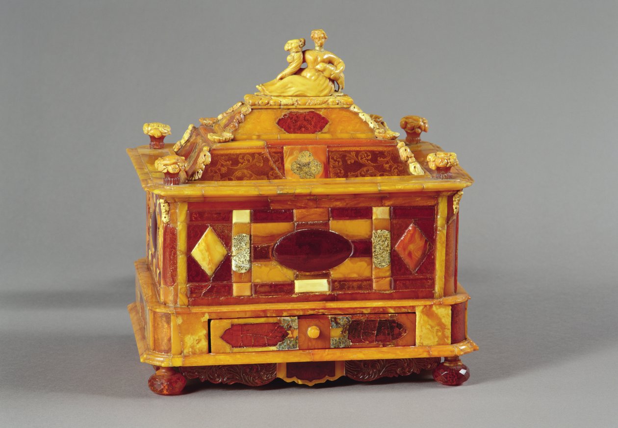 Kist, c.1680 (amber) door Michel Redlin